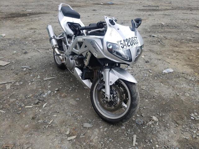 JS1VT54A932101795 - 2003 SUZUKI SV1000 SK3 SILVER photo 1