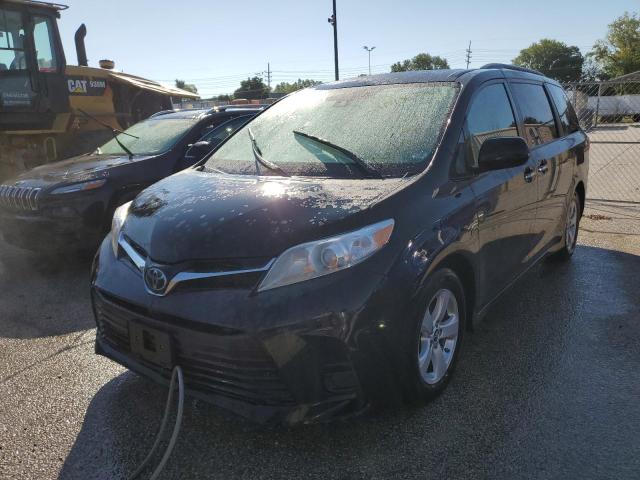 5TDKZ3DC2KS020724 - 2019 TOYOTA SIENNA LE  photo 2