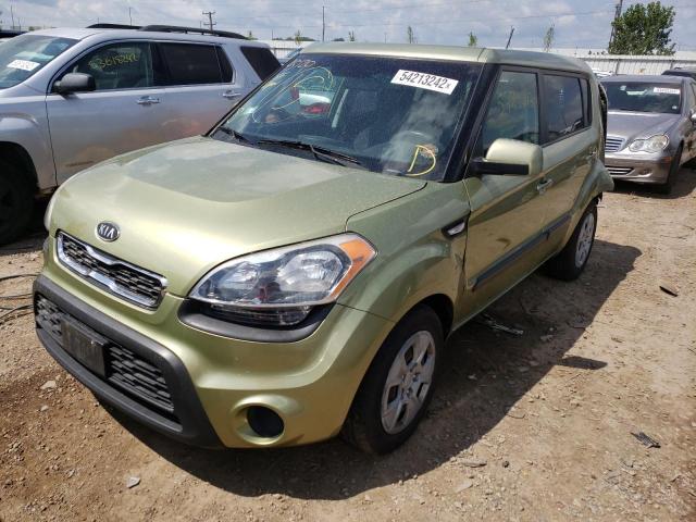 KNDJT2A53C7474621 - 2012 KIA SOUL GREEN photo 2