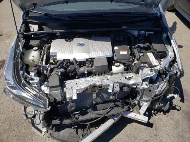 JTDL9RFU1L3018642 - 2020 TOYOTA PRIUS LE SILVER photo 7