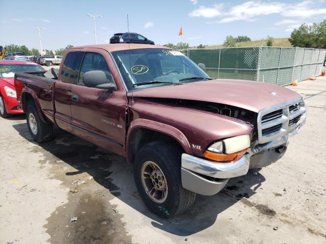 1B7GG22N1YS701449 - 2000 DODGE DAKOTA BURGUNDY photo 1