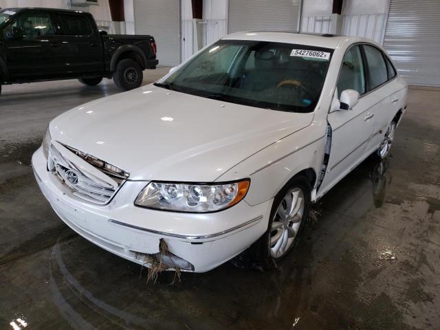 KMHFC46FX8A263151 - 2008 HYUNDAI AZERA SE WHITE photo 2