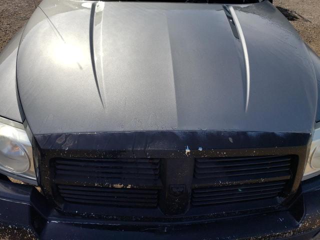 1D7HW48N45S125223 - 2005 DODGE DAKOTA QUA GRAY photo 7