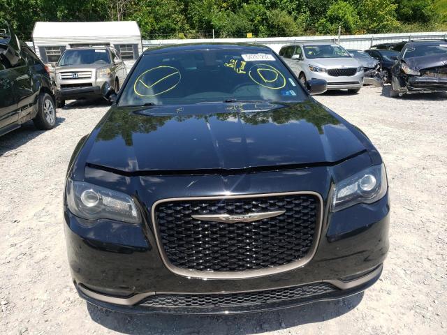 2C3CCAGG9GH304659 - 2016 CHRYSLER 300 S BLACK photo 9