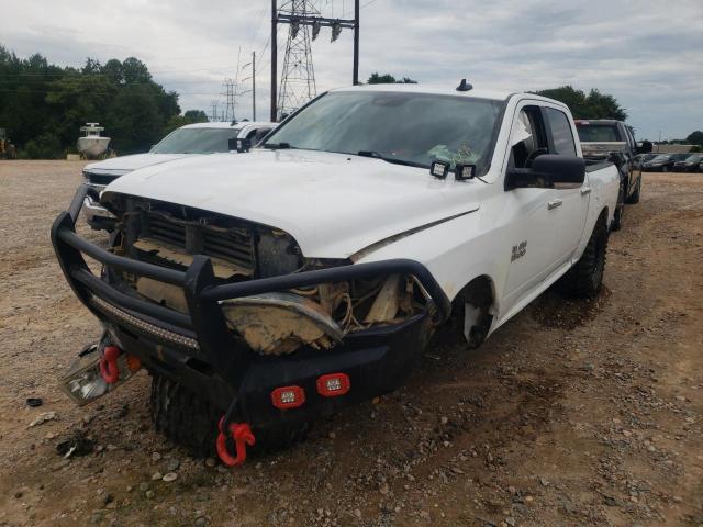 3C6RR7LG6JG227731 - 2018 RAM 1500 SLT WHITE photo 2