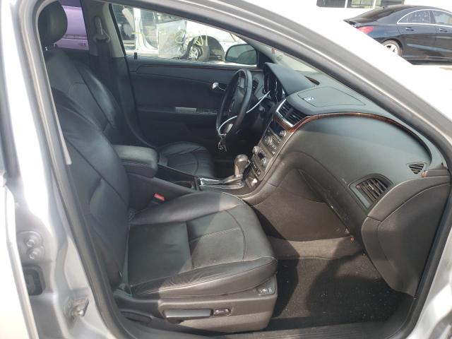 1G1ZG5E75CF309690 - 2012 CHEVROLET MALIBU LTZ ვერცხლისფერი ფოტო 5