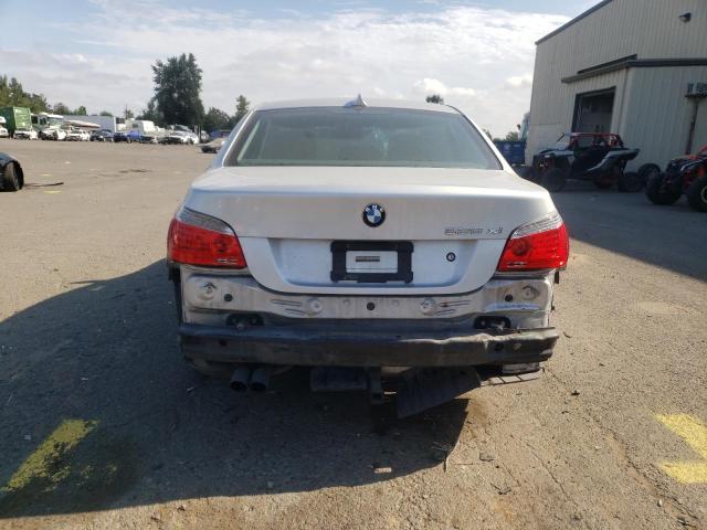 WBANV13558CZ54447 - 2008 BMW 528 XI SILVER photo 9