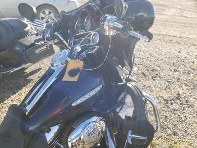 1HD1KEM19DB638772 - 2013 HARLEY-DAVIDSON FLHTK ELEC 蓝色 照片 5