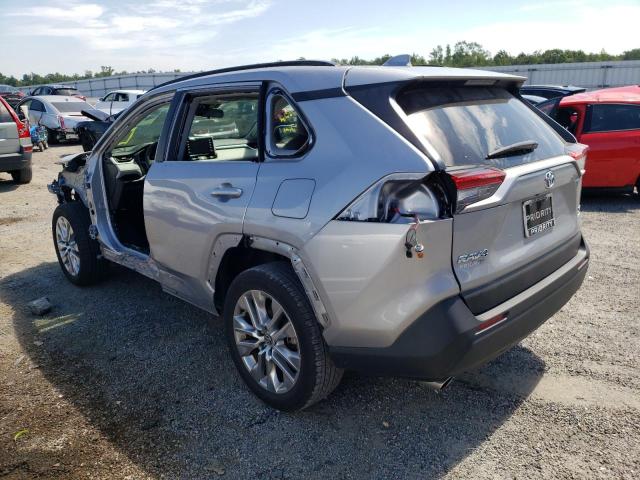 JTMA1RFV8LD050425 - 2020 TOYOTA RAV4 XLE P SILVER photo 3