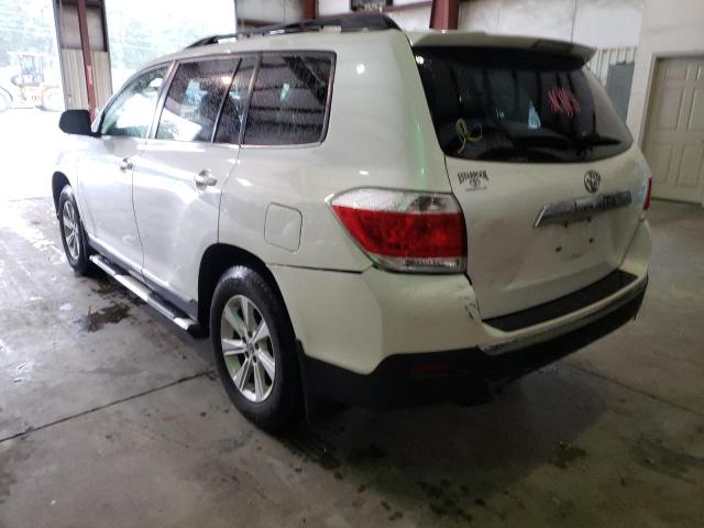 5TDZK3EH3DS091527 - 2013 TOYOTA HIGHLANDER WHITE photo 3