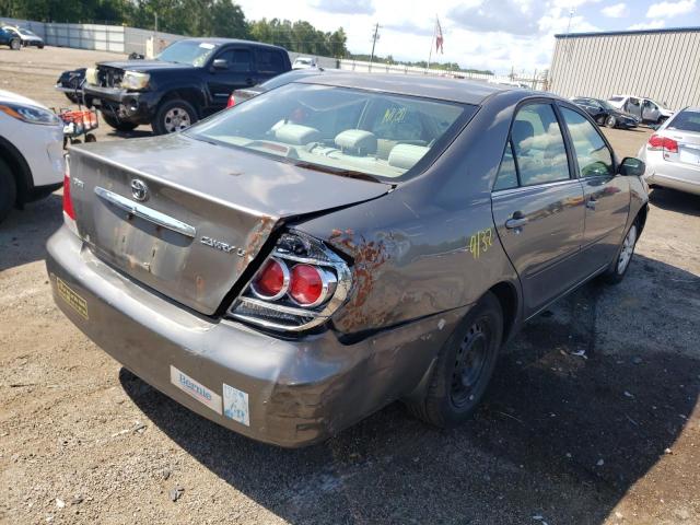 4T1BE32K65U614671 - 2005 TOYOTA CAMARY GRAY photo 4