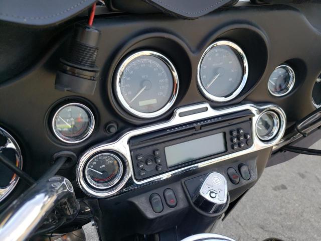 1HD1FCW1X6Y610761 - 2006 HARLEY-DAVIDSON FLHTCUI 黑色 照片 8