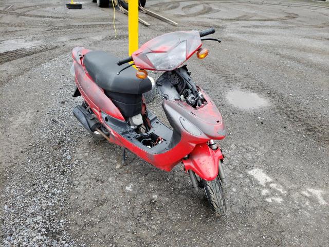 LLPVGBAK7J1E21782 - 2018 SCOO MOPED RED photo 1