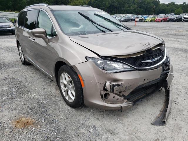 2C4RC1BG1JR166842 - 2018 CHRYSLER PACIFICA T TAN photo 1