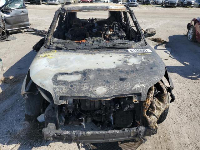 KNDJN2A21G7337778 - 2016 KIA SOUL BURN photo 9