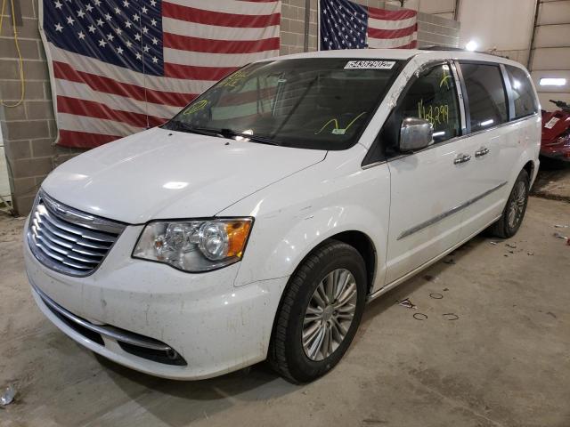 2C4RC1CG1FR577986 - 2015 CHRYSLER TOWN & COU WHITE photo 2