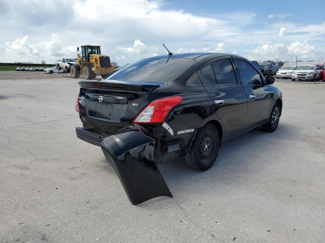 3N1CN7AP1KL849789 - 2019 NISSAN VERSA S  photo 4