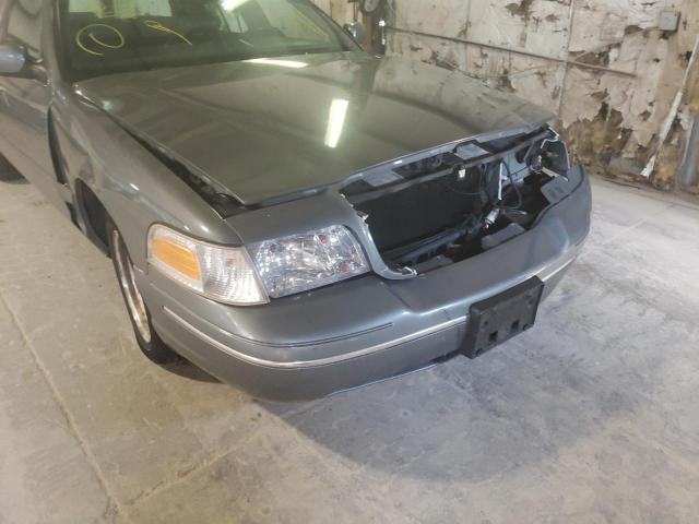 2FAFP74W8WX103888 - 1998 FORD CROWN VICTORIA LX  photo 9