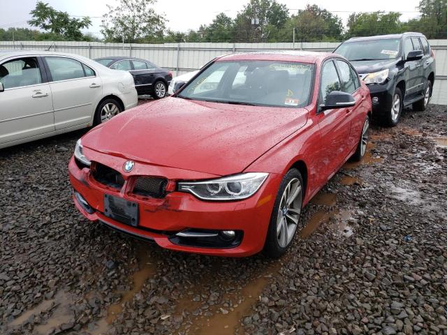 WBA3B9G59DNR89953 - 2013 BMW 335 RED photo 2