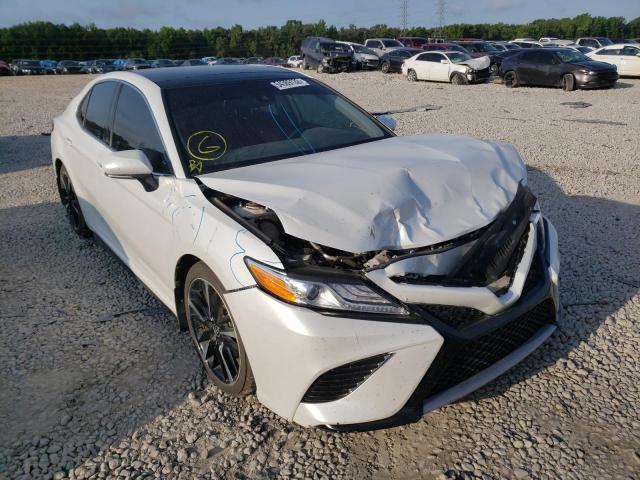 4T1K61AK8LU989851 - 2020 TOYOTA CAMRY XSE WHITE photo 1