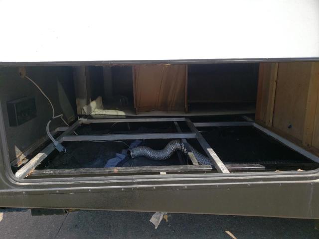 4YDT33525KT410047 - 2019 KEYSTONE PASSPORT თეთრი ფოტო 9