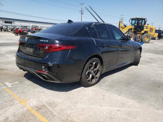 ZARFAECNXJ7577287 - 2018 ALFA ROMEO GIULIA TI BLACK photo 4