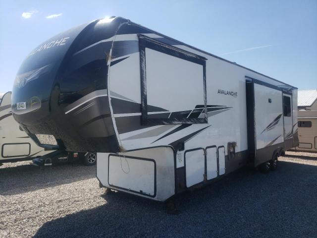 4YDF39527ME761243 - 2021 KEYSTONE AVALANCHE თეთრი ფოტო 2