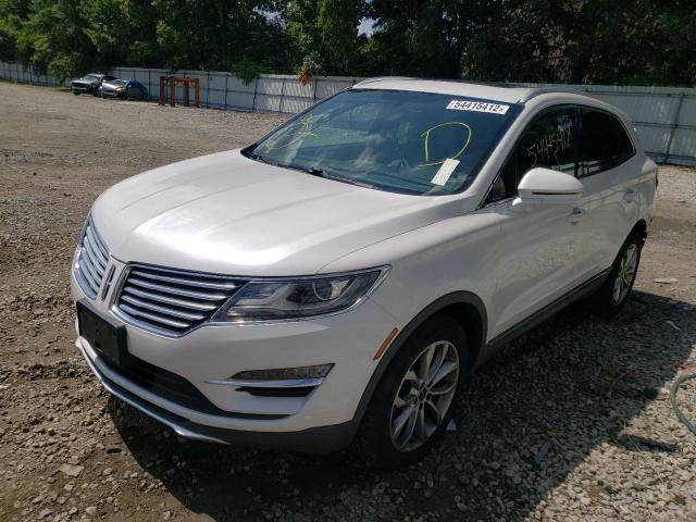 5LMCJ2A98FUJ35126 - 2015 LINCOLN MKC WHITE photo 2