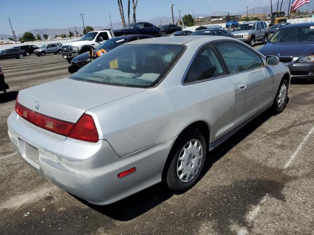 1HGCG32621A022204 - 2001 HONDA ACCORD LX SILVER photo 4