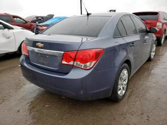 1G1PA5SH9E7297255 - 2014 CHEVROLET CRUZE LS BLUE photo 4