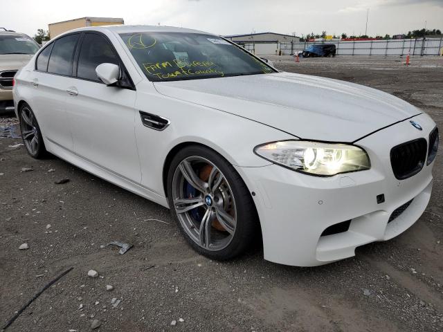 WBSFV9C58DD095955 - 2013 BMW M5 WHITE photo 1