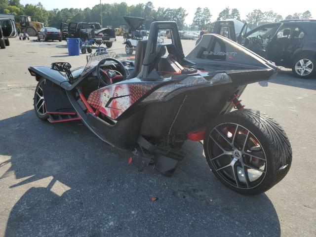 57XAAPFA8G5109126 - 2016 POLARIS SLINGSHOT TWO TONE photo 3