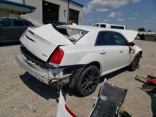 2C3CCAAG8GH156268 - 2016 CHRYSLER 300 LIMITE WHITE photo 4