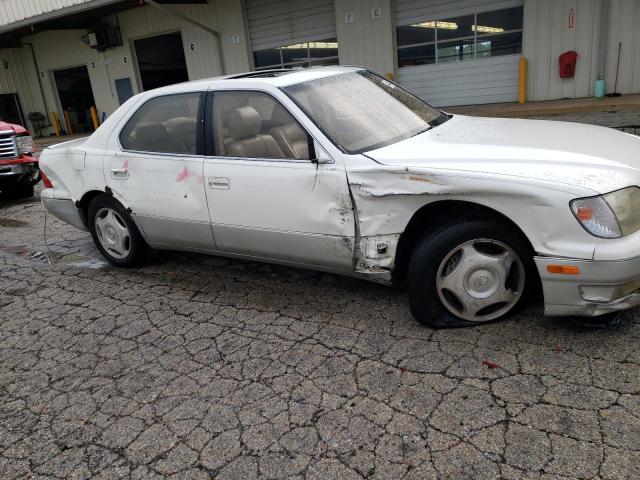 JT8BH28F8W0131822 - 1998 LEXUS LS 400 WHITE photo 9