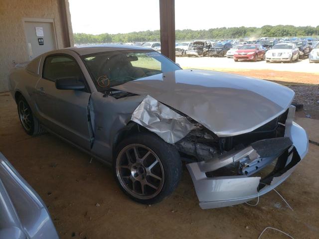 1ZVHT82H065241206 - 2006 FORD MUSTANG GT SILVER photo 1