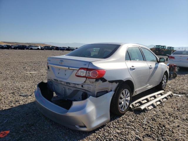 2T1BU4EE3CC819328 - 2012 TOYOTA CAROLLA SILVER photo 4