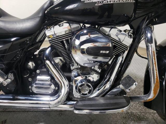 1HD1KRM12EB707004 - 2014 HARLEY-DAVIDSON FLHXS STRE BLACK photo 5