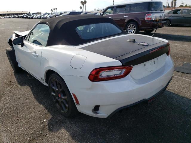 JC1NFAEK1J0137628 - 2018 FIAT 124 SPIDER WHITE photo 3