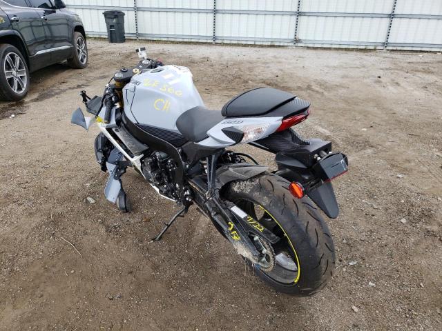 JS1GR7MA7N7100704 - 2022 SUZUKI 750 GRAY photo 3