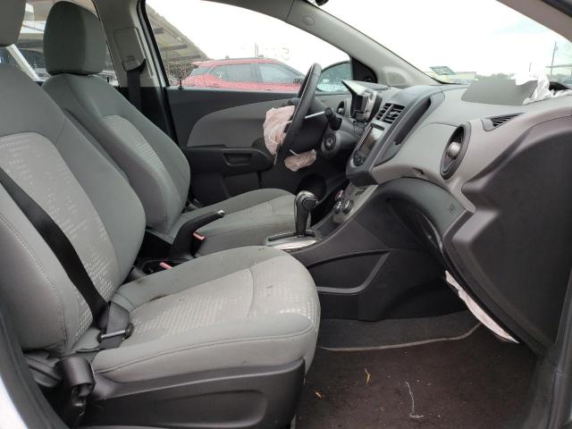 1G1JA5SH1D4111519 - 2013 CHEVROLET SONIC LS WHITE photo 5