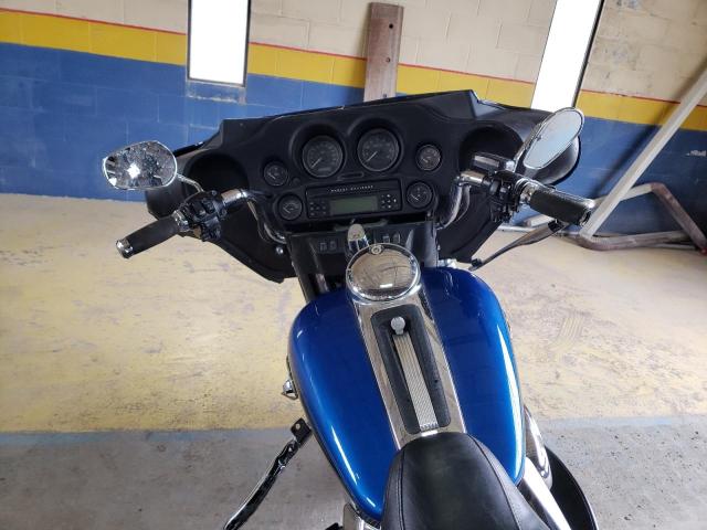 1HD1FC4138Y665137 - 2008 HARLEY-DAVIDSON FLHTCUI 蓝色 照片 5