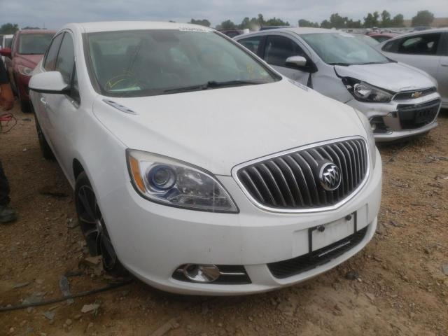 1G4PR5SK4H4106385 - 2017 BUICK VERANO SPO WHITE photo 1