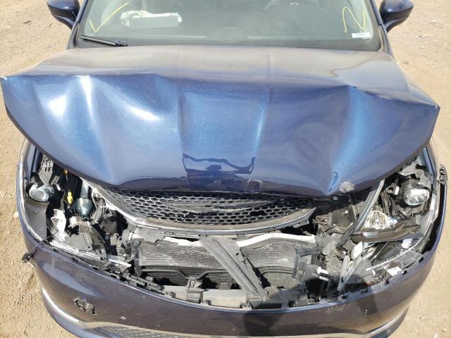 2C4RC1FG9JR172253 - 2018 CHRYSLER PACIFICA T BLUE photo 7