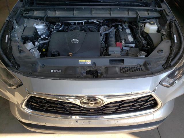 5TDFZRBH1MS146952 - 2021 TOYOTA HIGHLANDER SILVER photo 7