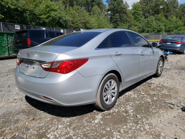 5NPEB4AC3CH345899 - 2012 HYUNDAI SONATA GLS SILVER photo 4