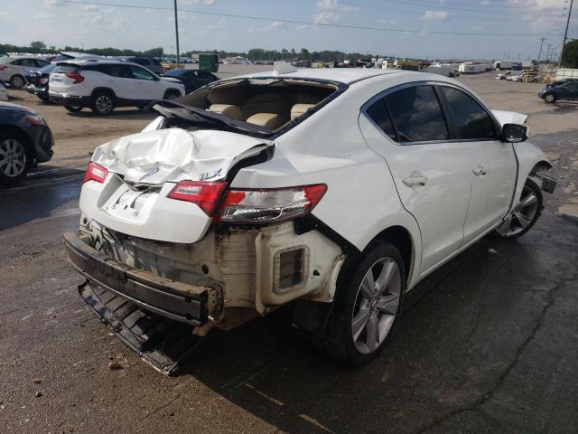 19VDE1F70FE004216 - 2015 ACURA ILX 20 TEC WHITE photo 4