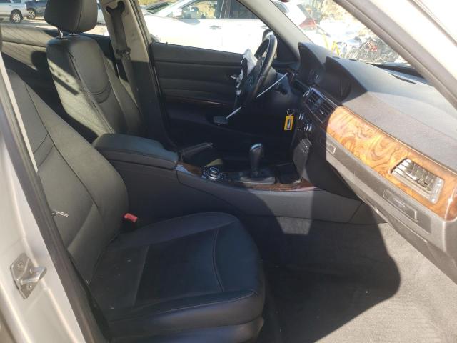 WBAPN7C55BA780393 - 2011 BMW 335 D SILVER photo 5