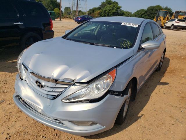 5NPEB4AC2DH515896 - 2013 HYUNDAI SONATA GLS SILVER photo 2