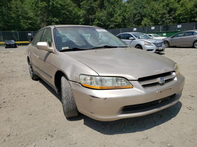 1HGCG5642YA048302 - 2000 HONDA ACCORD LX GOLD photo 1