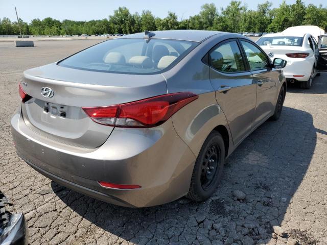 5NPDH4AE8GH726441 - 2016 HYUNDAI ELANTRA SE BEIGE photo 4